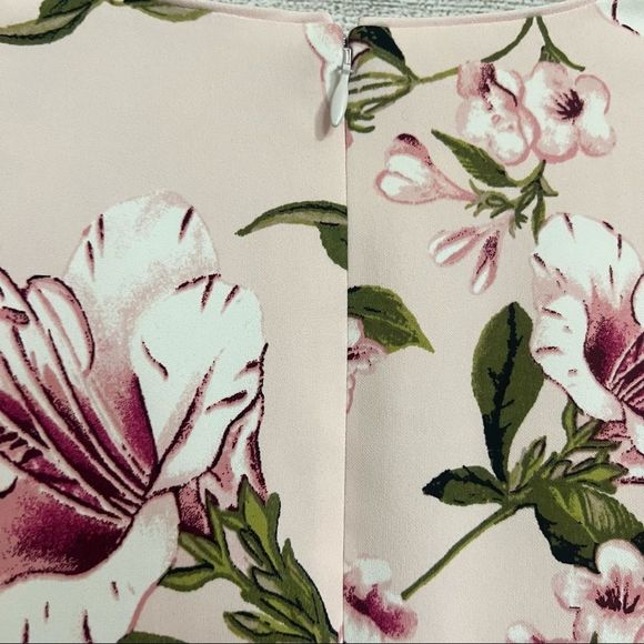 White House Black Market size 2 Petal-Sleeve Shift Dress
STYLE: 570278614 NWT - Picture 8 of 16